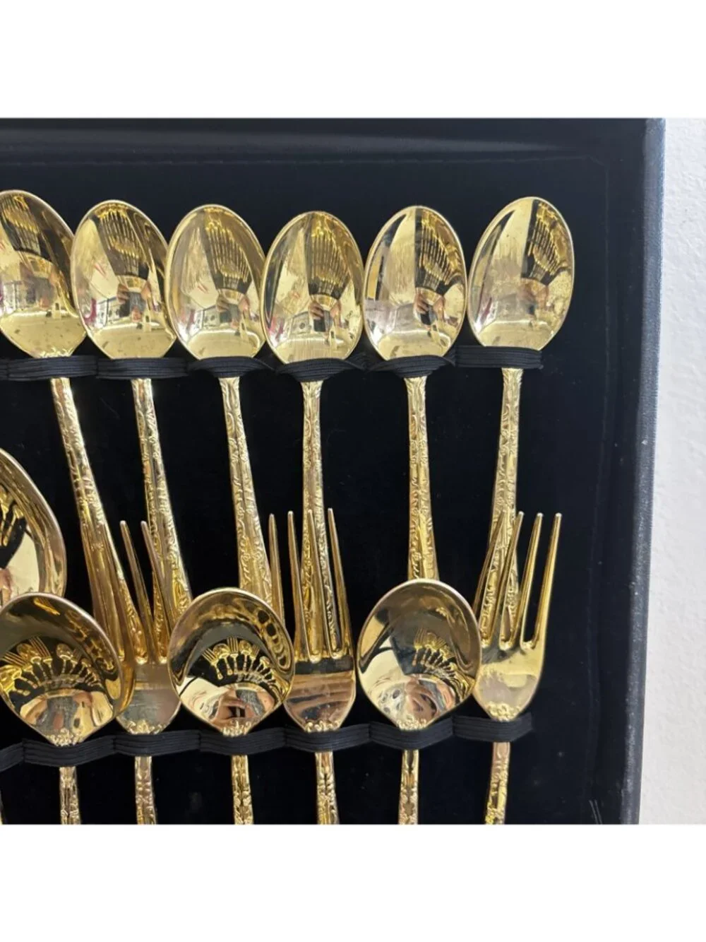 WM Rogers & Sons Enchanted Rose Gold Plated Flatware Set - 51 Pc w/ Case & Ladle